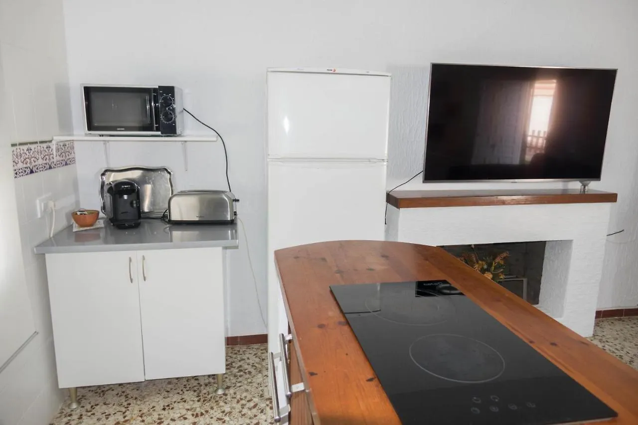 הוילה צ'יקלנה דה לה פרונטרה Chalet Astilbe - Con Piscina Privada 0*,  ספרד