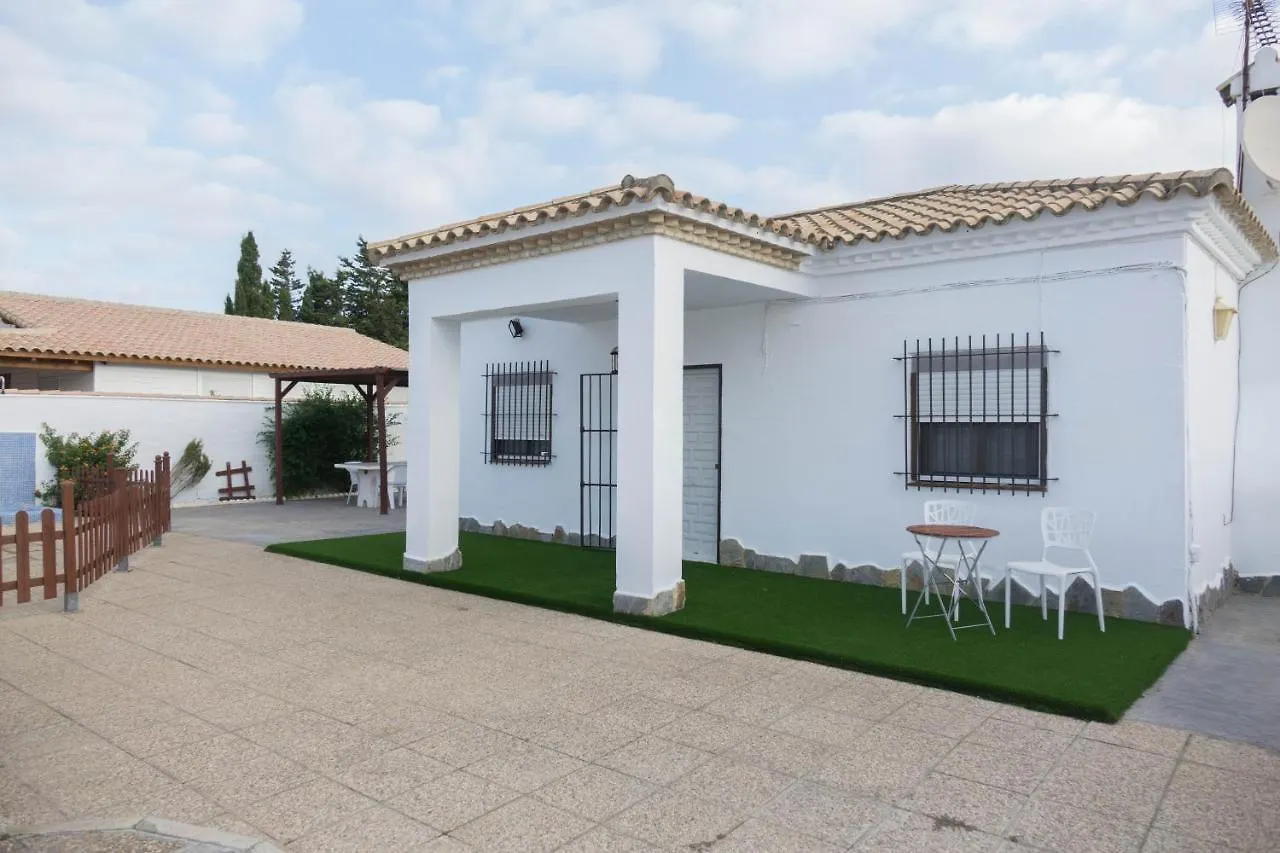 בית נופש הוילה צ'יקלנה דה לה פרונטרה Chalet Astilbe - Con Piscina Privada