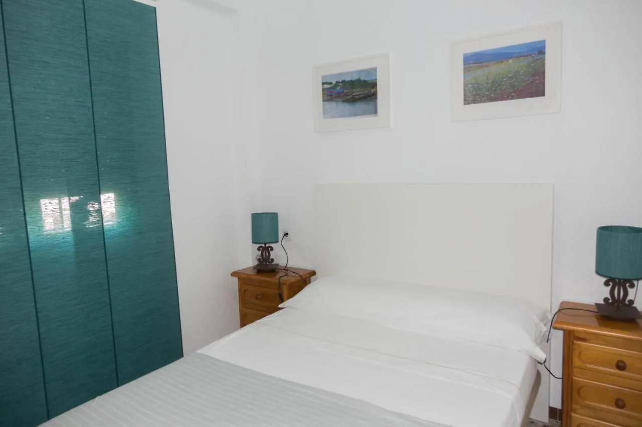 הוילה צ'יקלנה דה לה פרונטרה Chalet Astilbe - Con Piscina Privada בית נופש