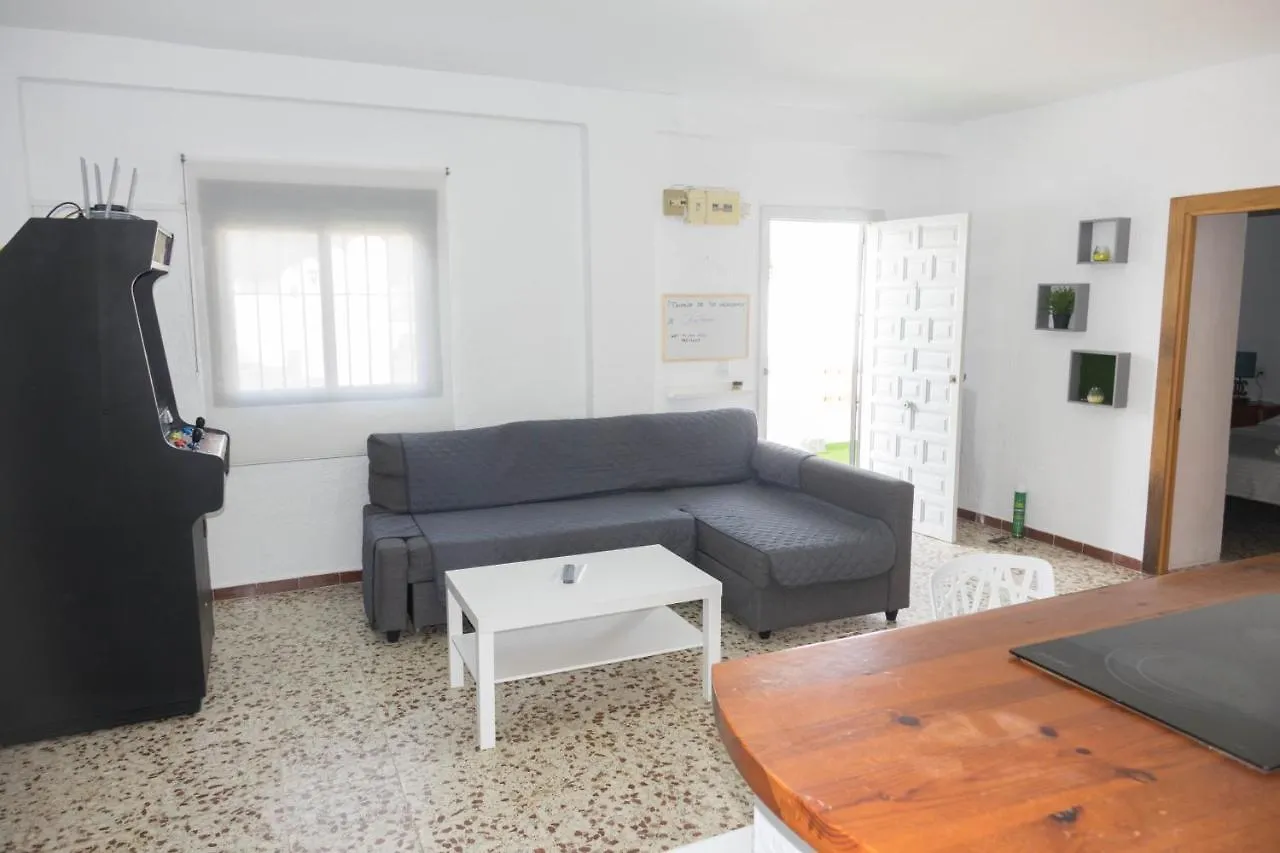 הוילה צ'יקלנה דה לה פרונטרה Chalet Astilbe - Con Piscina Privada בית נופש