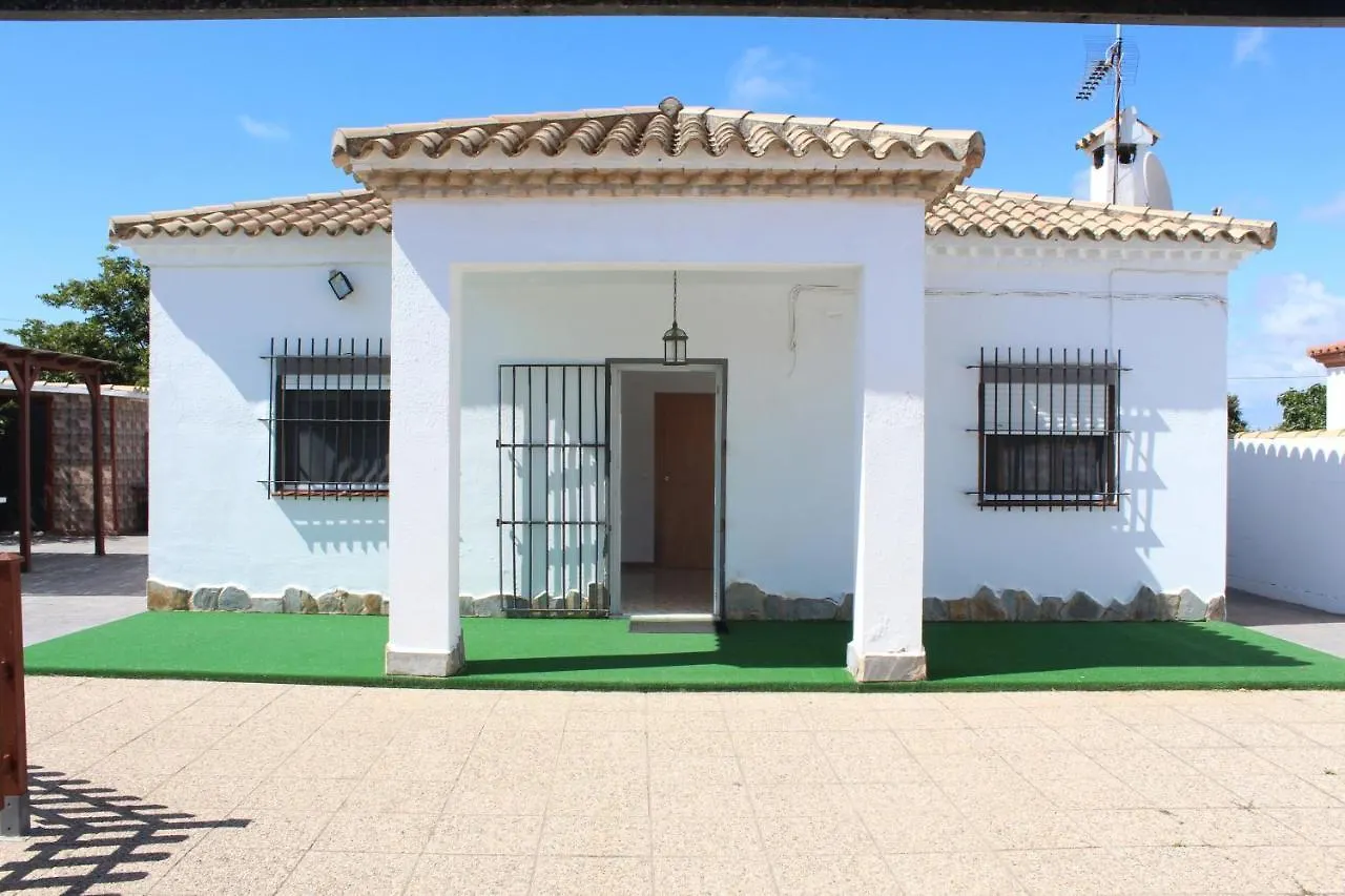הוילה צ'יקלנה דה לה פרונטרה Chalet Astilbe - Con Piscina Privada בית נופש