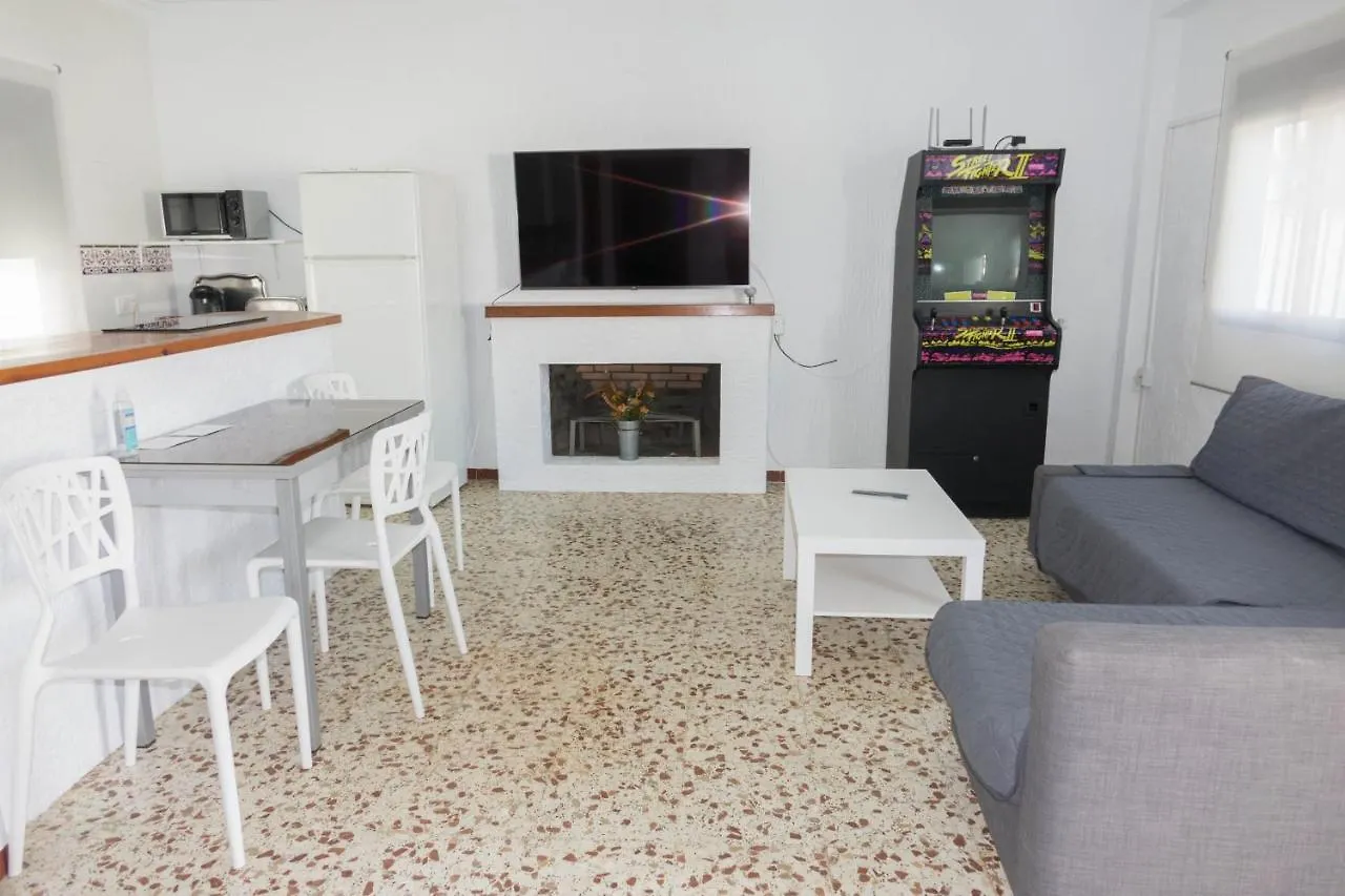 בית נופש הוילה צ'יקלנה דה לה פרונטרה Chalet Astilbe - Con Piscina Privada